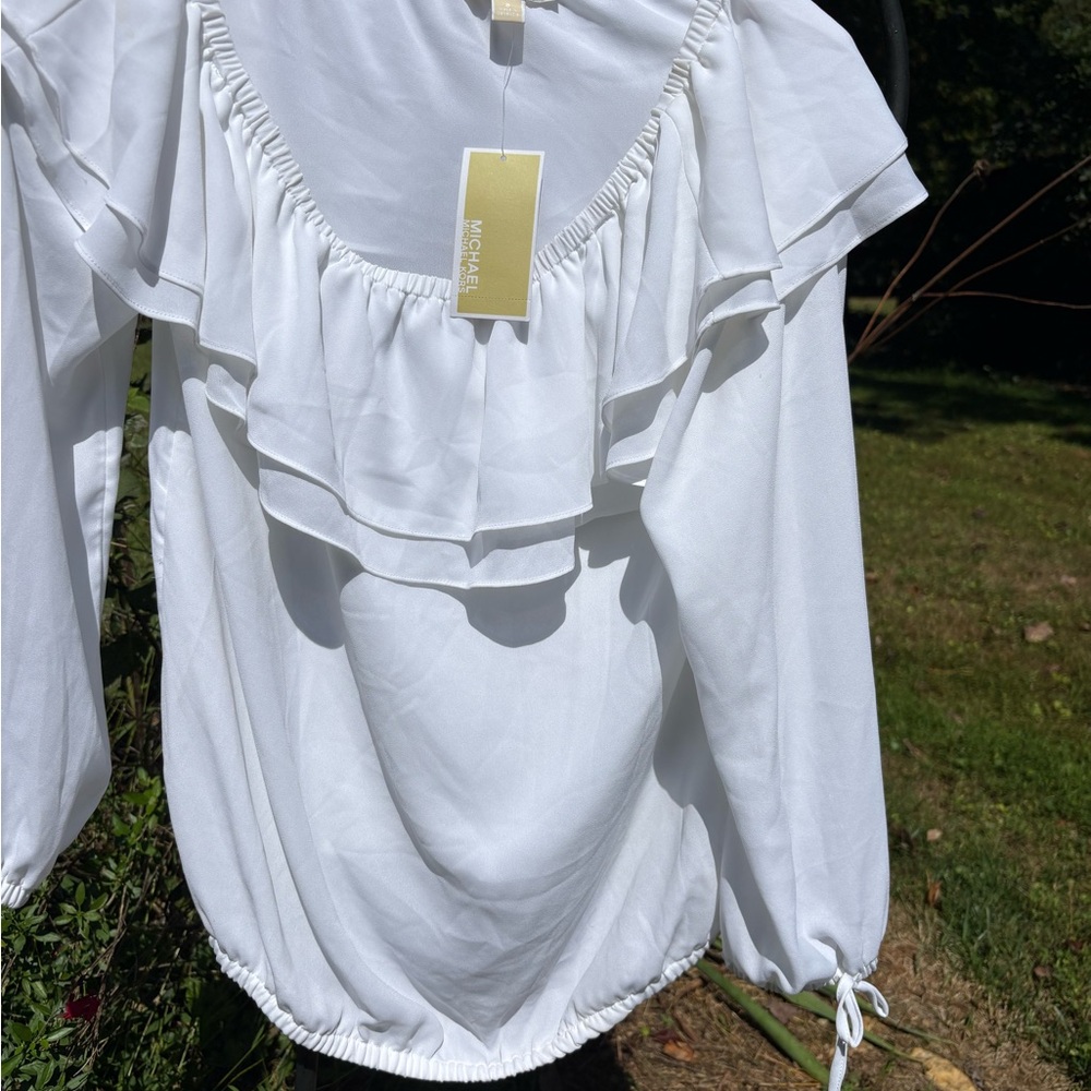 Nwt Michael kors White Ruffled scoop neck Women's Top size small - Picture 6 of 6